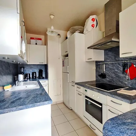 Апартаменты Charming In Picturesque Passage Doisy