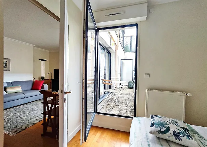 Charming In Picturesque Passage Doisy