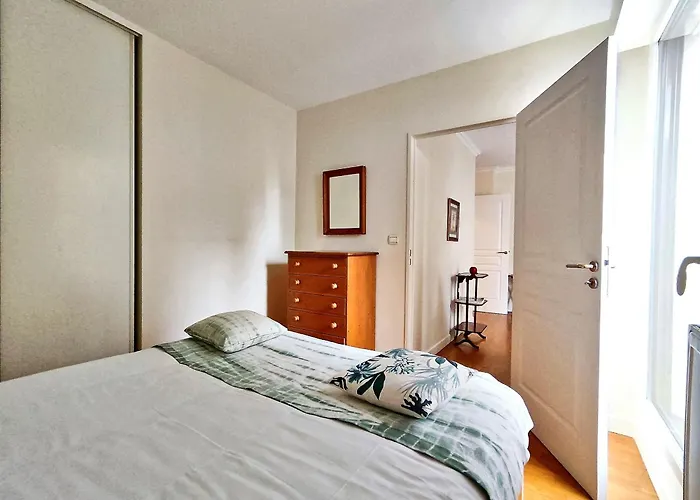 아파트 Charming In Picturesque Passage Doisy