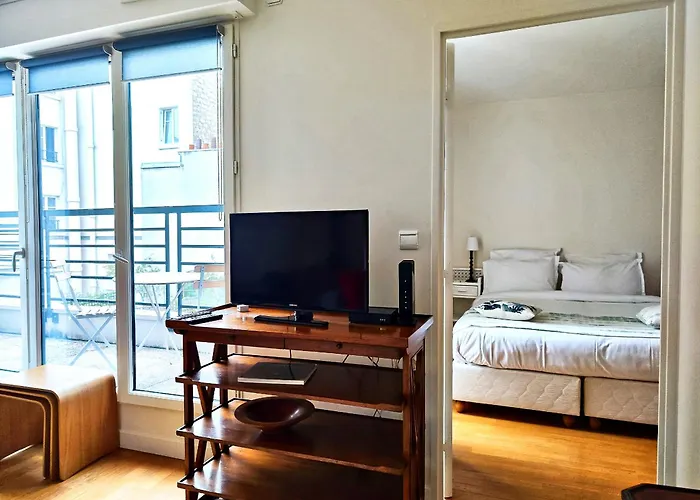 Charming In Picturesque Passage Doisy *